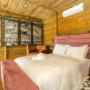  Apartamento Chale Rustico Com Jacuzzi Em Jurere Mav011